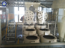 新型有機(jī)肥造粒機(jī)現(xiàn)場(chǎng)